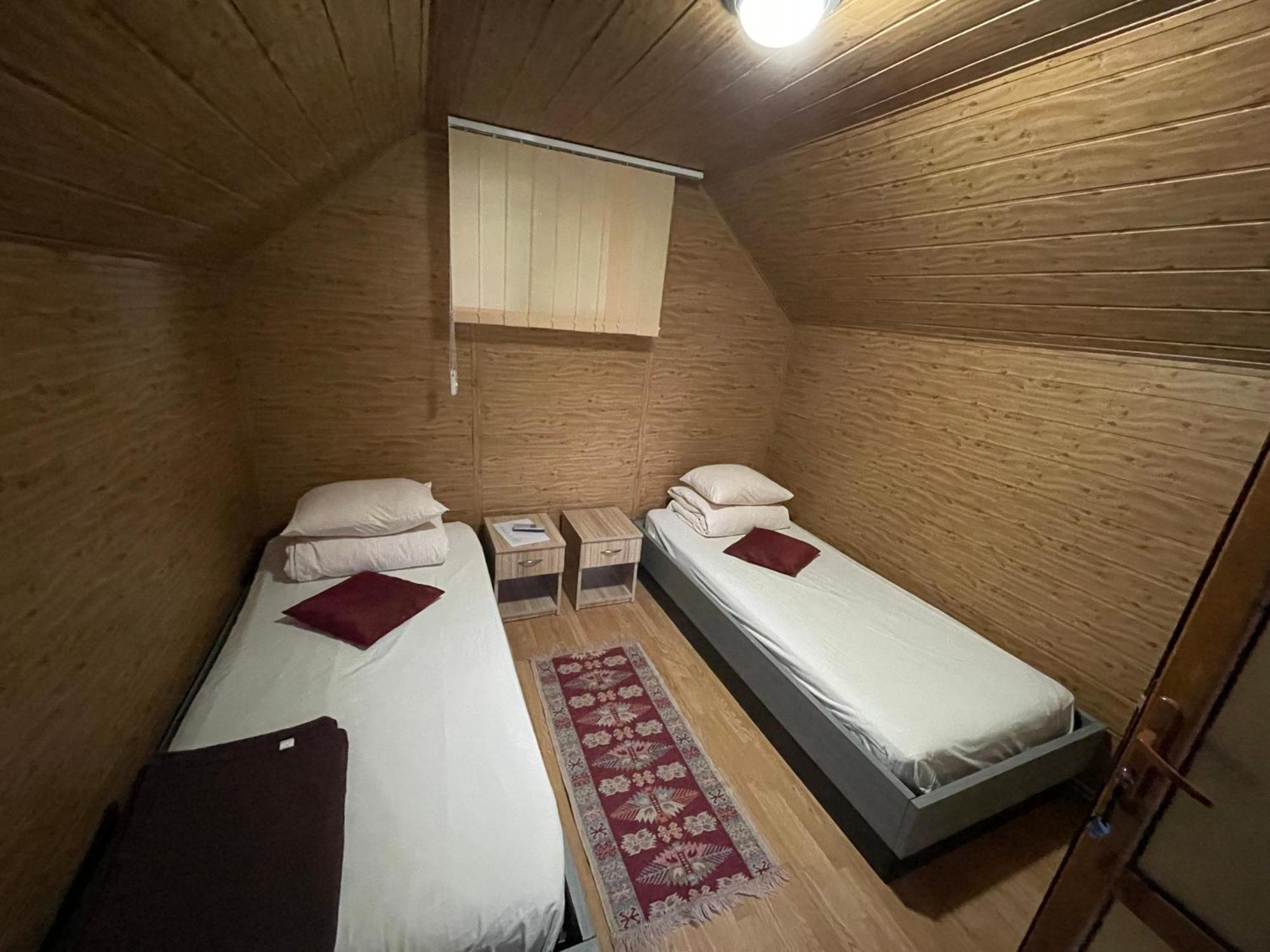 Camping Dragoske Ciofrîngeni Zewnętrze zdjęcie